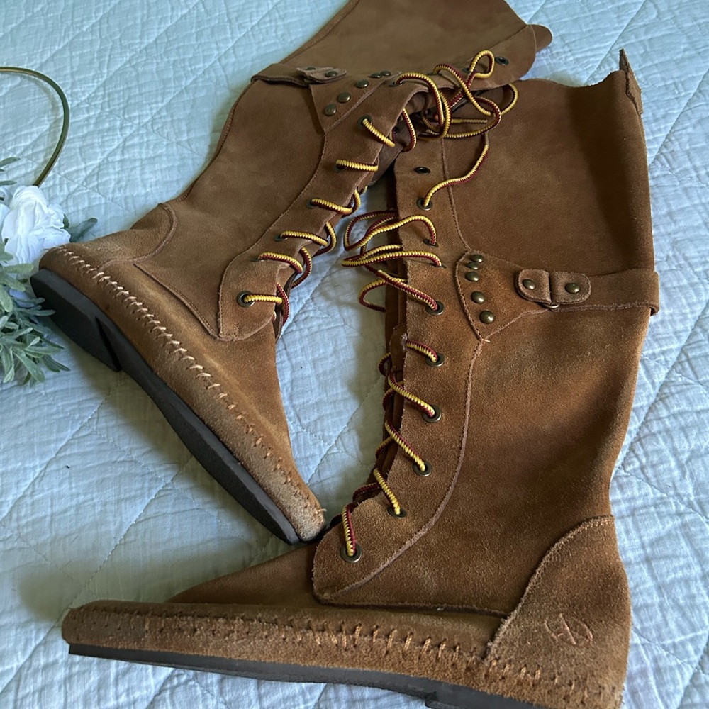 Peace Mocs Lace Up Suede Leather Boho Hippie Tall Moccasin Boots 7 - Picture 3 of 14